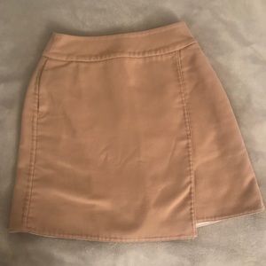 Uniqlo skirt